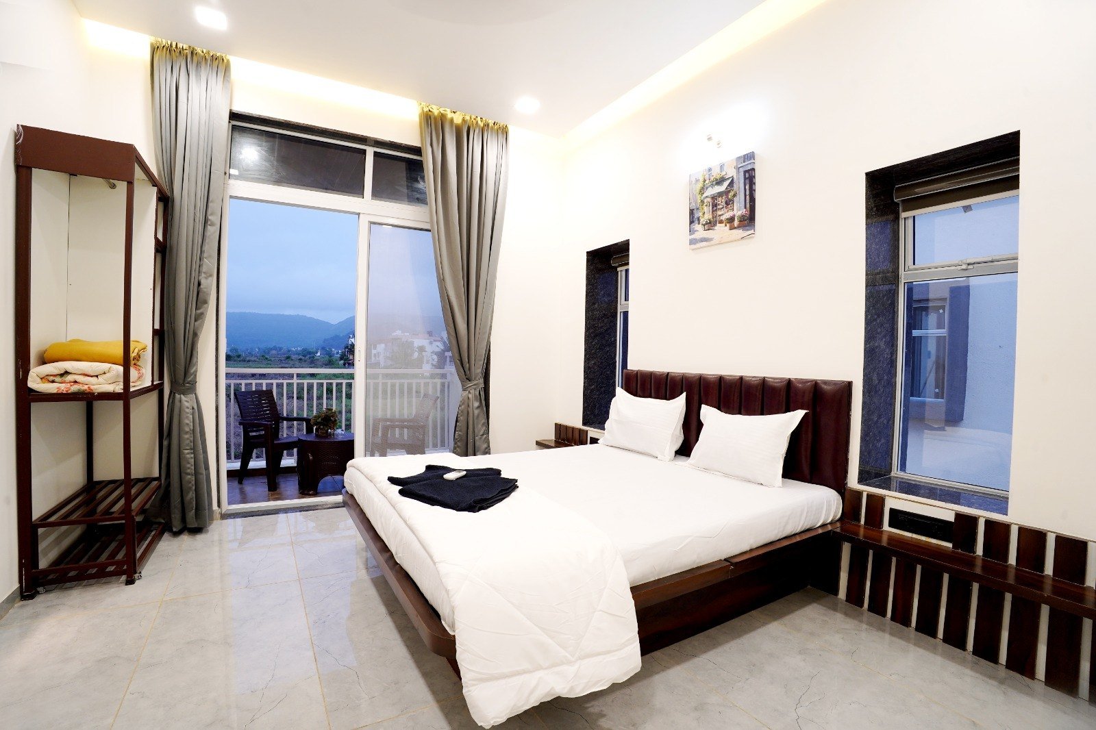 Bedrooms & Interiors - The Grand Vista
