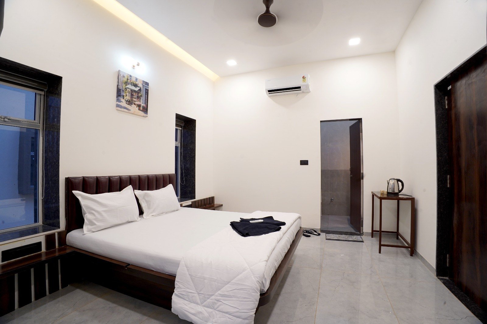 Bedrooms & Interiors - The Grand Vista
